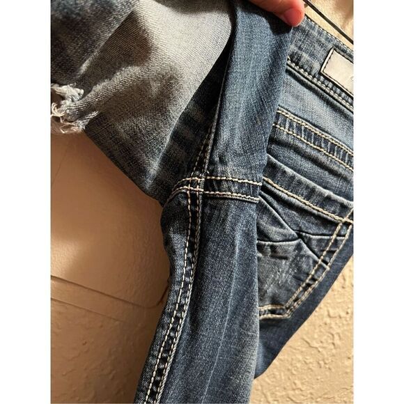 Daytrip Lynx Bootcut Jeans Woman’s Size 24R Distressed - Picture 13 of 13